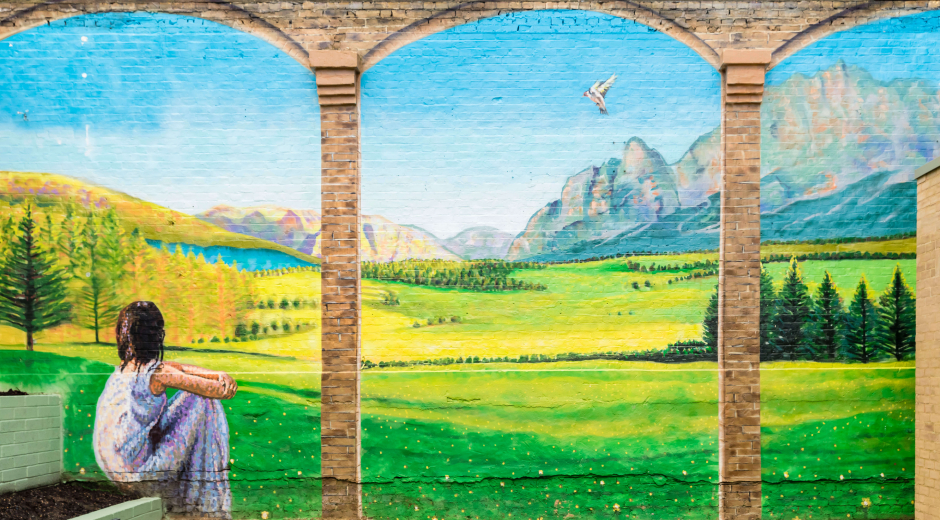 237 Brixton hill - Mural courtyard view